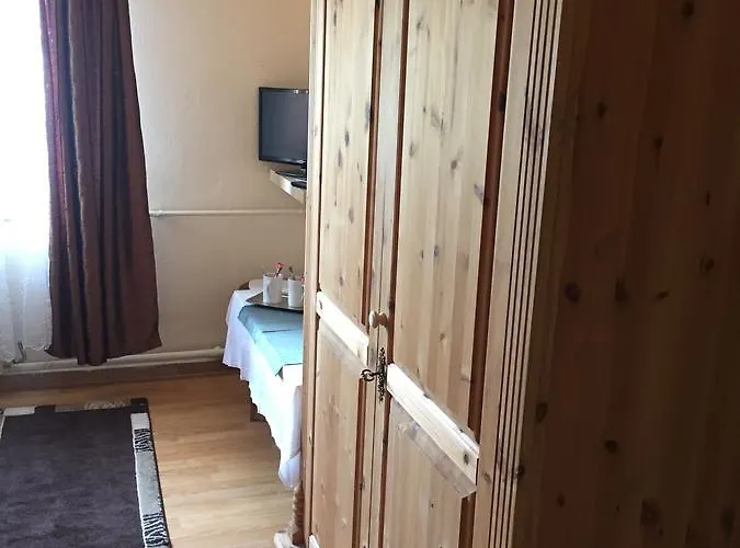 Szepasszony Fogado 住宿加早餐酒店 3*